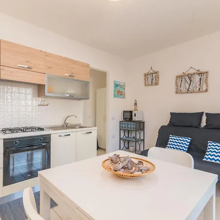 Apartment Emma By Interhome Badesi